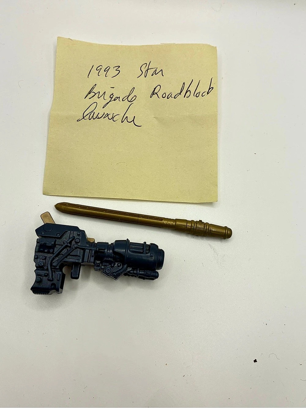 Hasbro G.I. Joe 1993 Star Brigade Roadblock Weapon Accessories Set Black & Gold